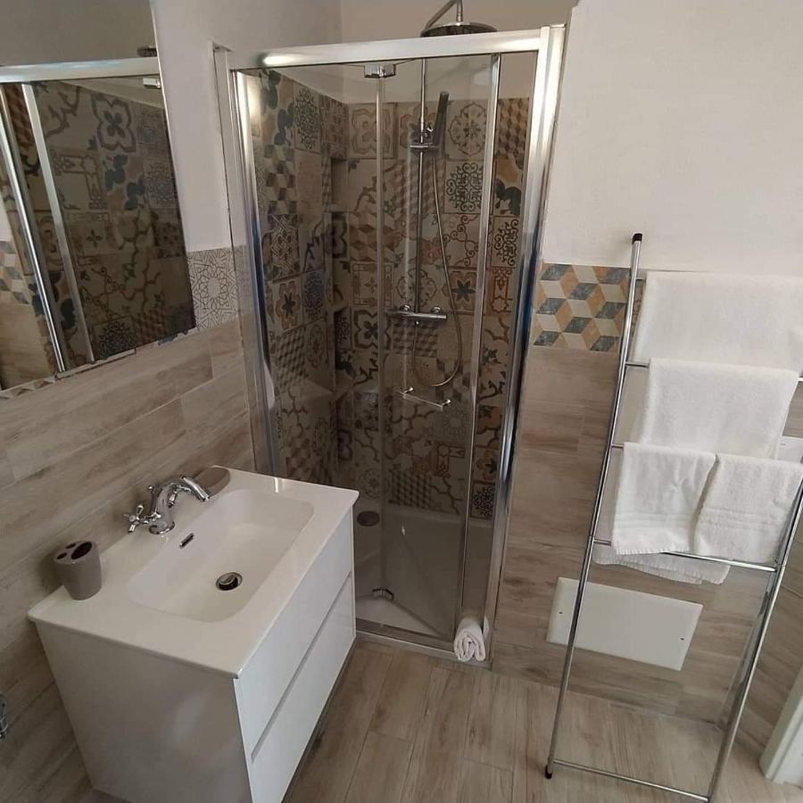 Stella Guest House Санта-Тереза-Галлура Экстерьер фото